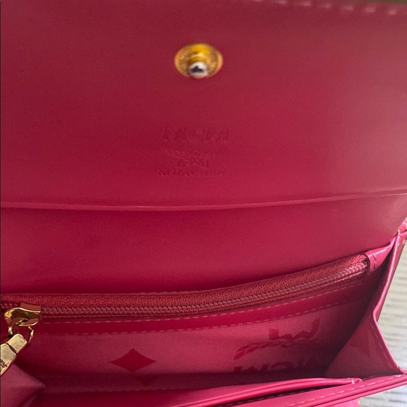 MCM Gold Women's Wallet - Picture 6 of 7